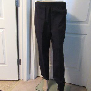 LIKE NEW Black Pants Alia Size 6P Elastic Waist